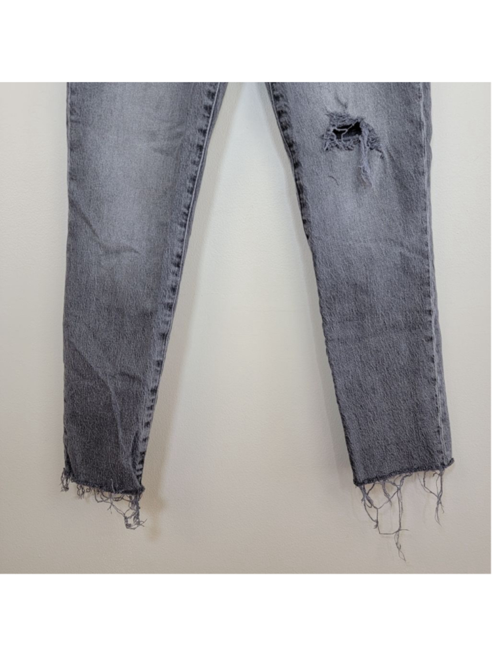Madewell 27 Perfect Vintage Jeans Knee Rip High Rise Raw Hem Cosner Black Gray - Picture 7 of 12